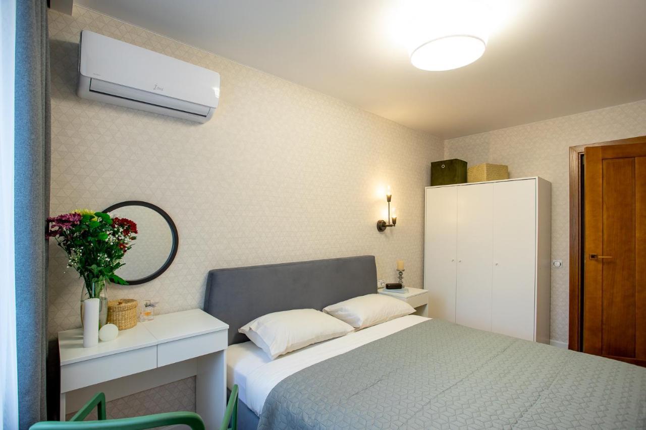 Luxury Apartment With 2 Bedrooms In The City Center Mykolaiv Exterior photo